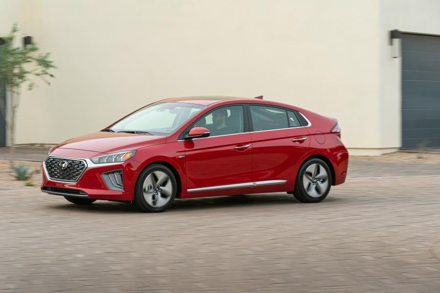  Hyundai IONIQ hybrid (AE) 2019 года  (NA) (фото 11 из 20)